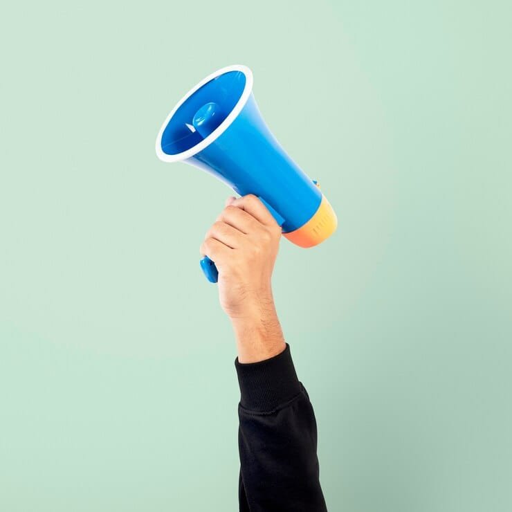 annoucment with speaker