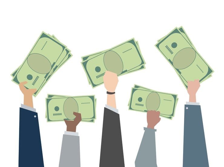 People holidng money in hands